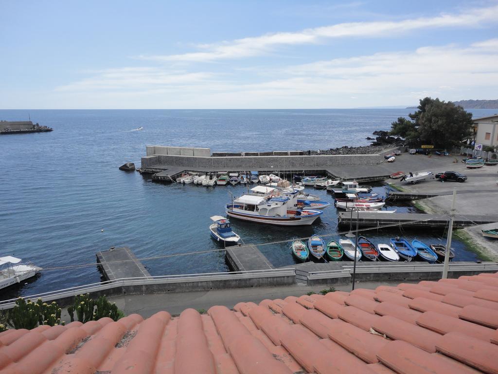 Appartamento Sul Mare Acireale Exterior foto